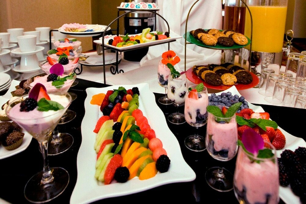 Фото Residence Inn by Marriott Montreal Airport