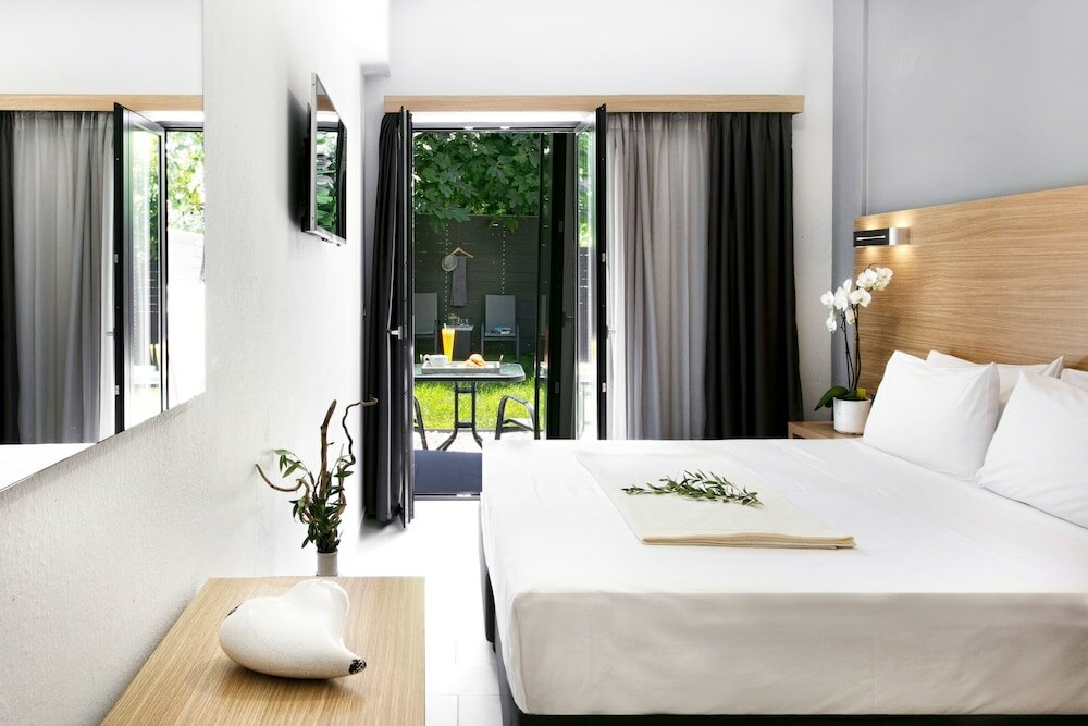 Фото Atlas Hotel Skiathos