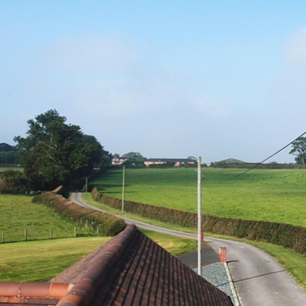 Фото The Moorhead Bed & Breakfast