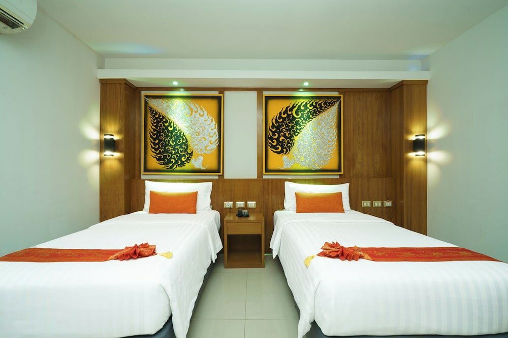 Фото Chabana Kamala Hotel