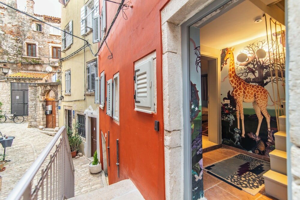 Фото The Melegran