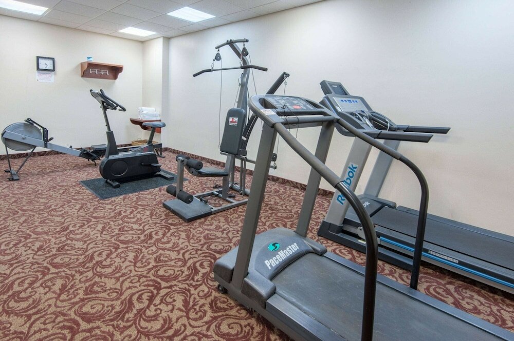 Фото Super 8 by Wyndham Cochrane