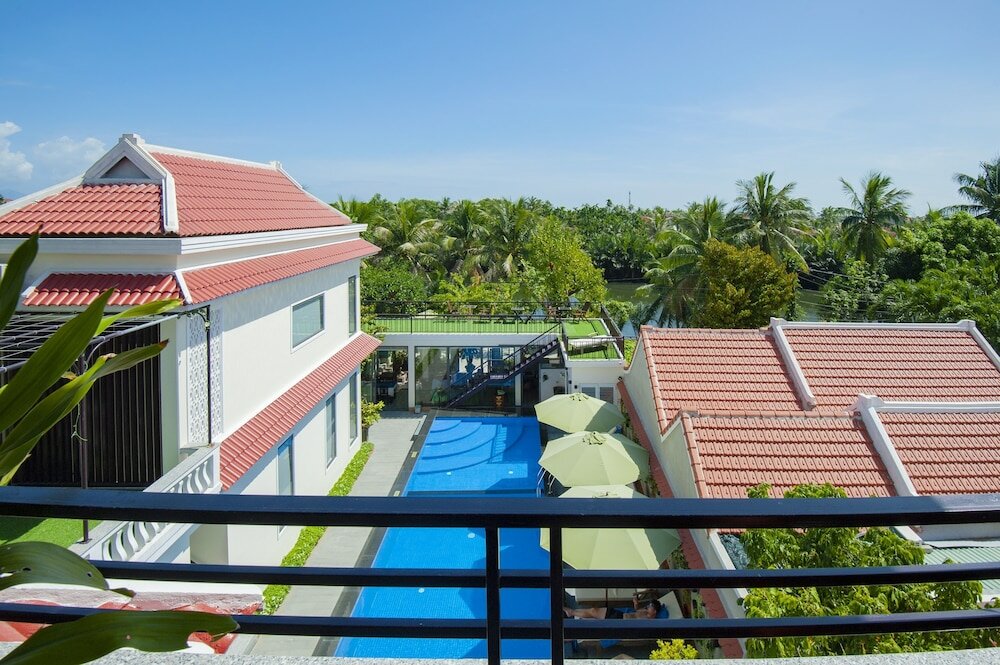 Фото River Waves Villa