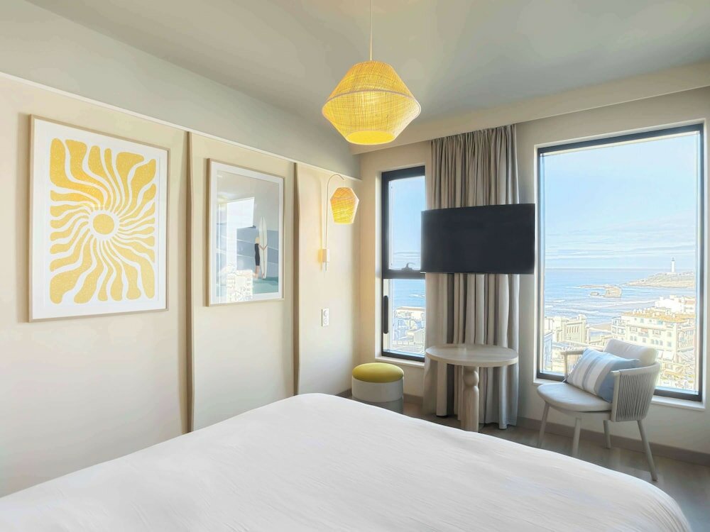 Фото Hôtel Mercure Le President Biarritz Centre