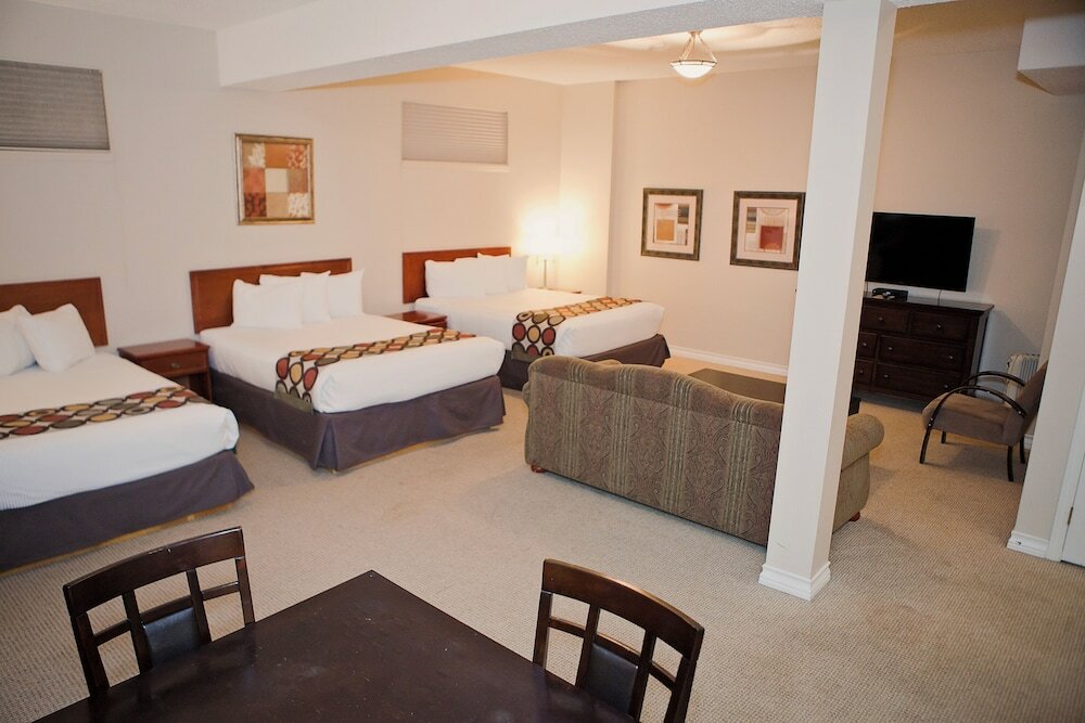 Фото Super 8 by Wyndham Cochrane