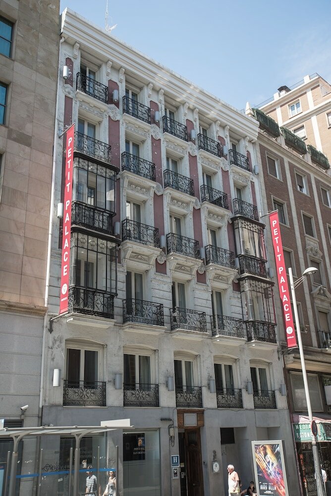 Фото Petit Palace Plaza España
