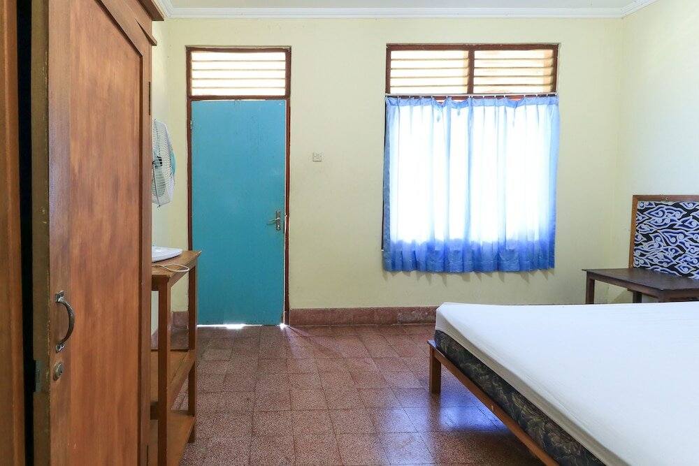 Фото Mertha Jati Hotel