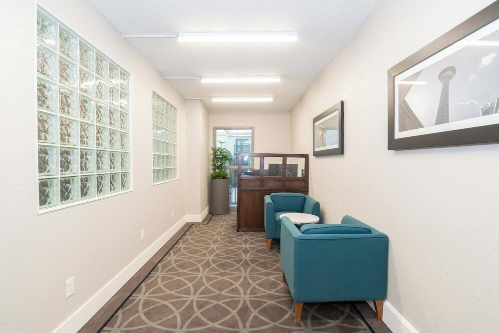 Фото Sandman Signature Lethbridge Lodge