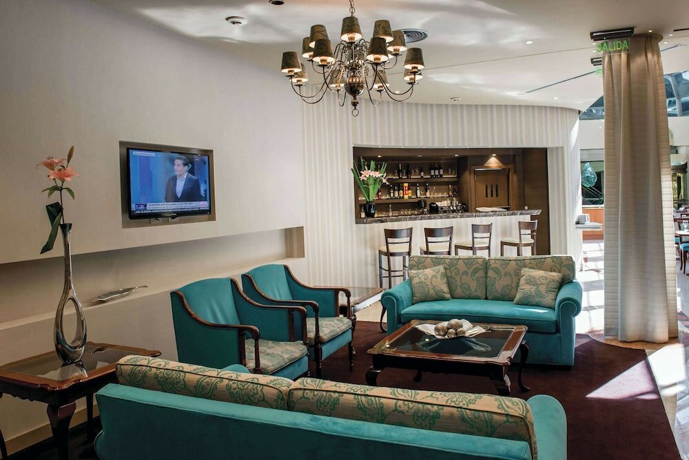 Фото Howard Johnson Plaza Florida Street