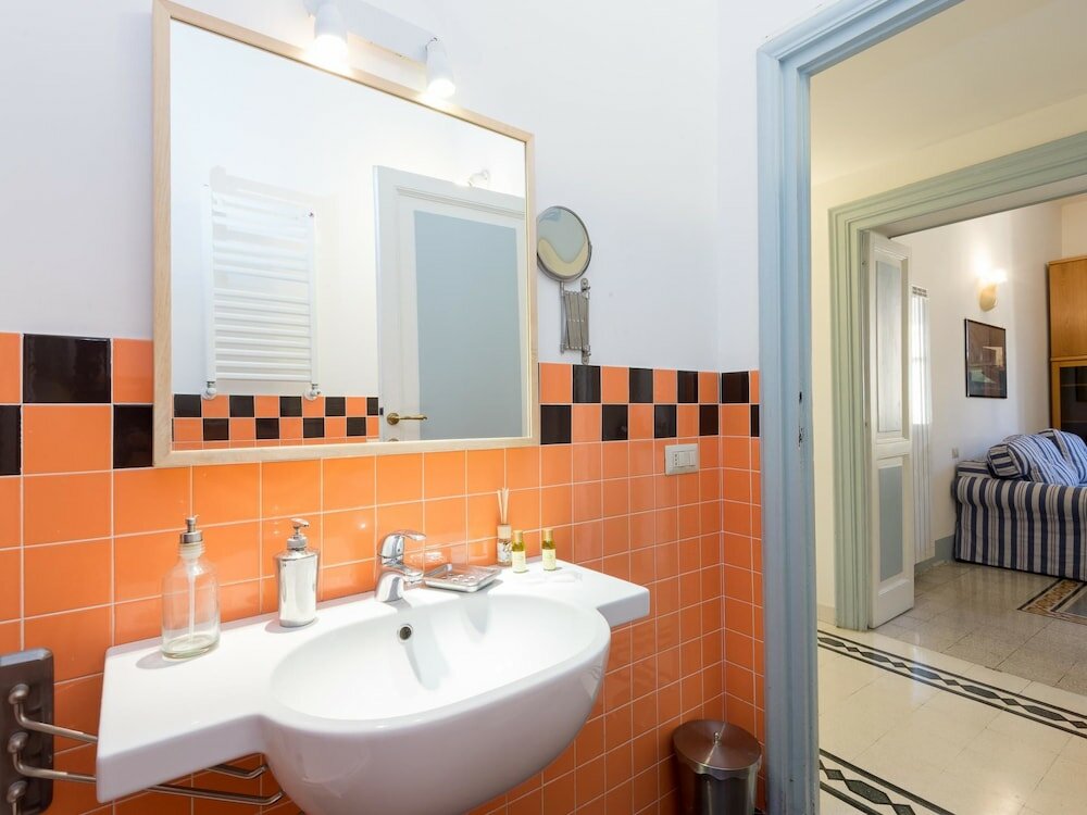 Фото Rsh Vatican Comfortable Sunny Apartment