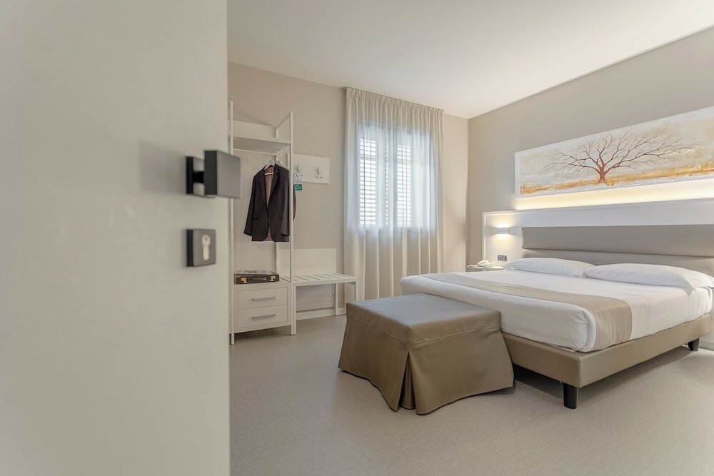 Фото Hotel Concorde