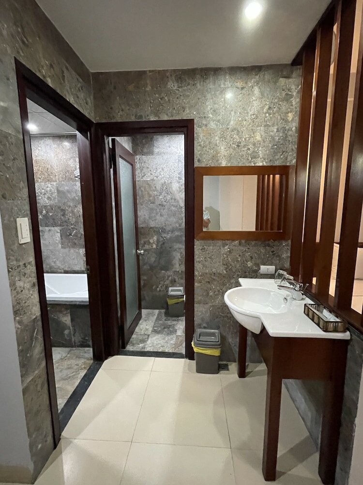 Фото Sunshine Hotel