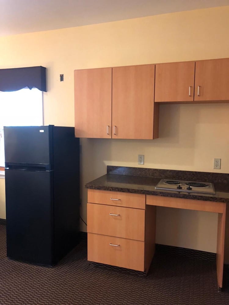 Фото Budget Inn Williamsport