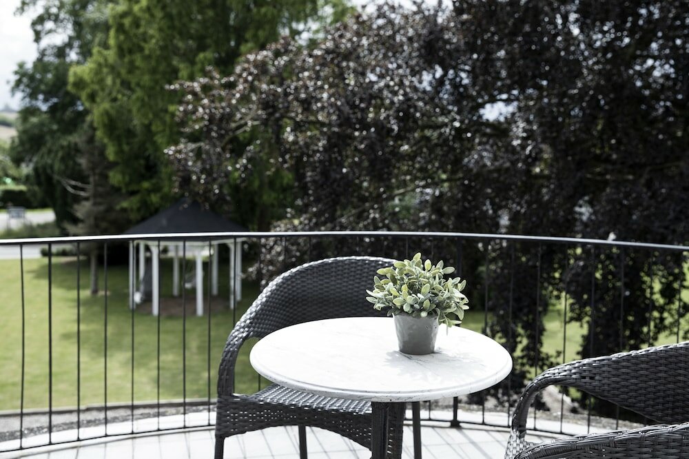 Фото Skjalm Hvide Hotel