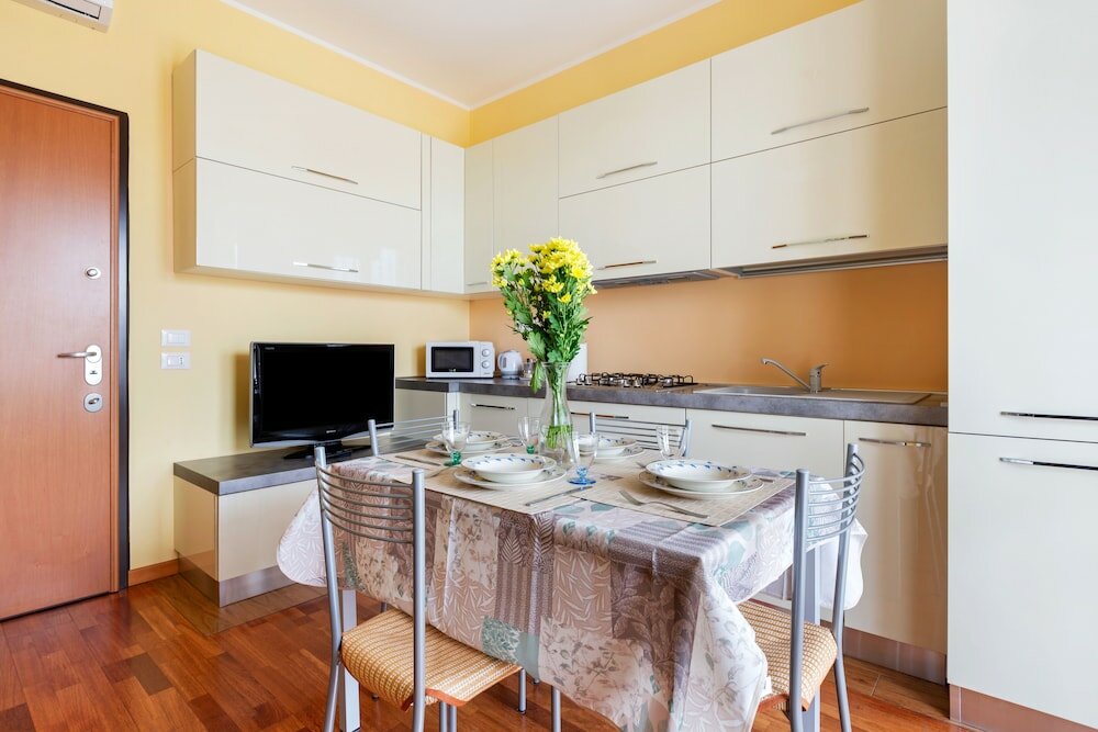 Фото Savona District Terrace Flat