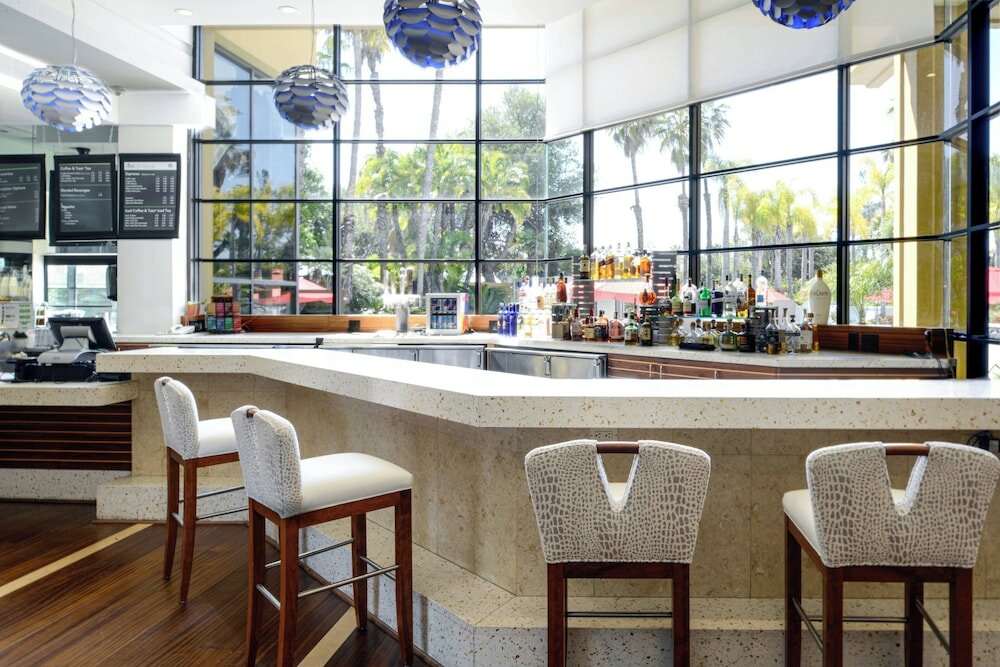 Фото Long Beach Marriott