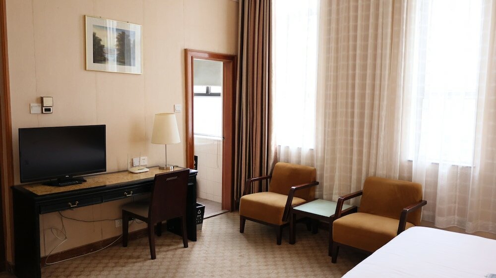 Фото Guangzhou Aiqun Hotel