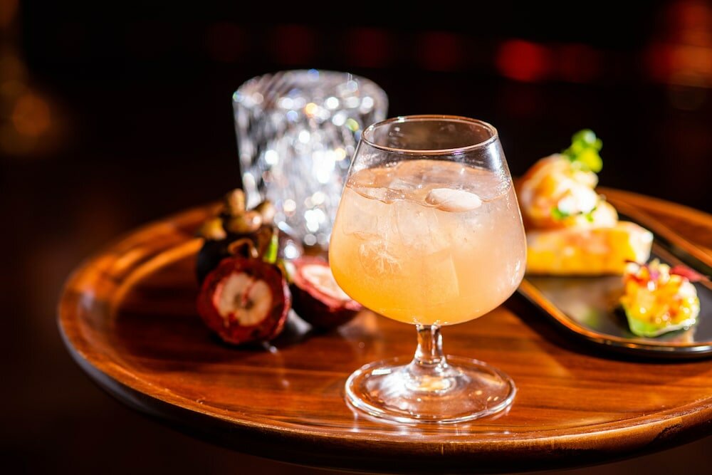 Фото The Emperor Hotel