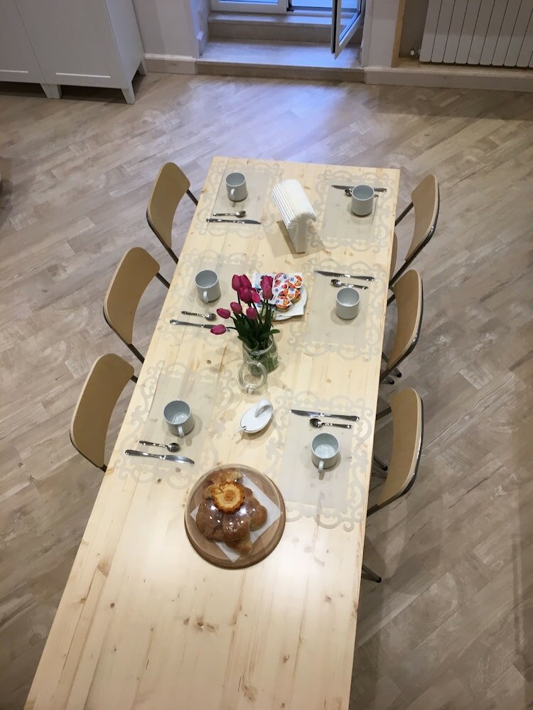 Фото B&b Napoli La scalinata di Chiaia