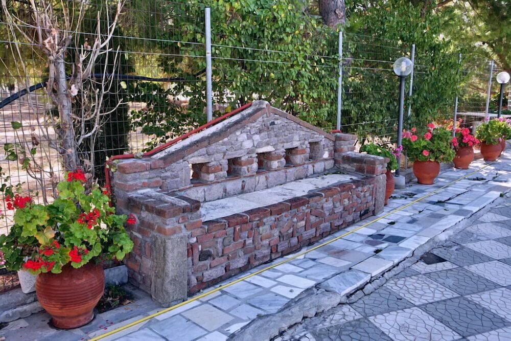 Фото Theofilos Classic Hotel