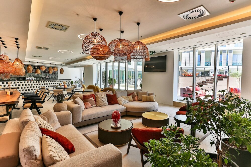 Фото Hotel Tq Plaza