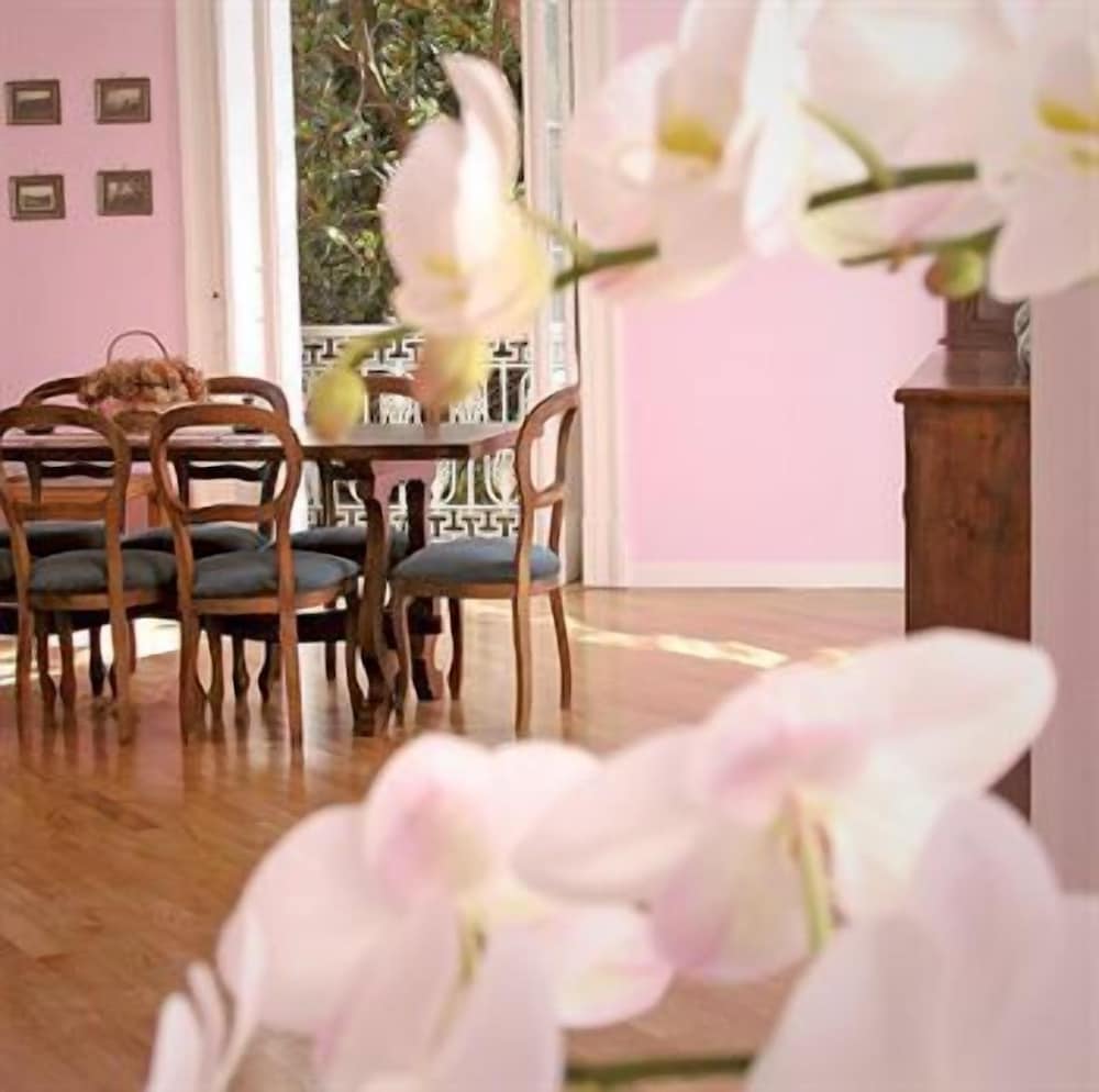 Фото The Secret Garden Relais