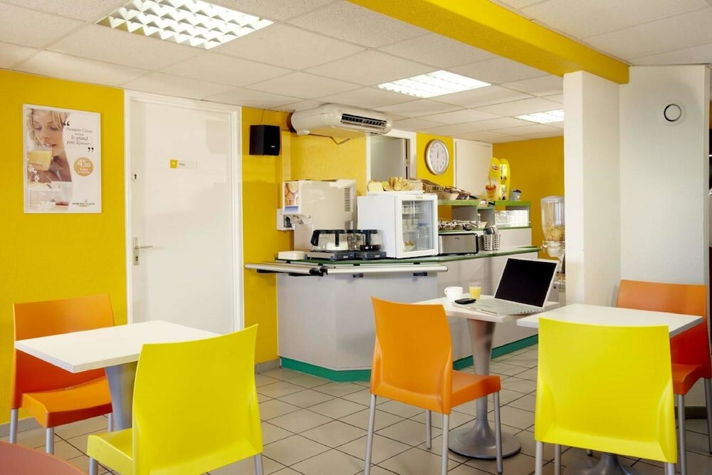 Фото Hotel Première Classe Salon De Provence