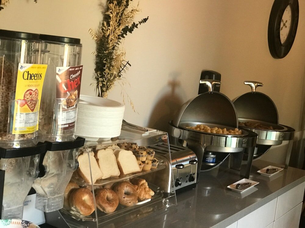 Фото GreenTree Inn & Suites Alhambra