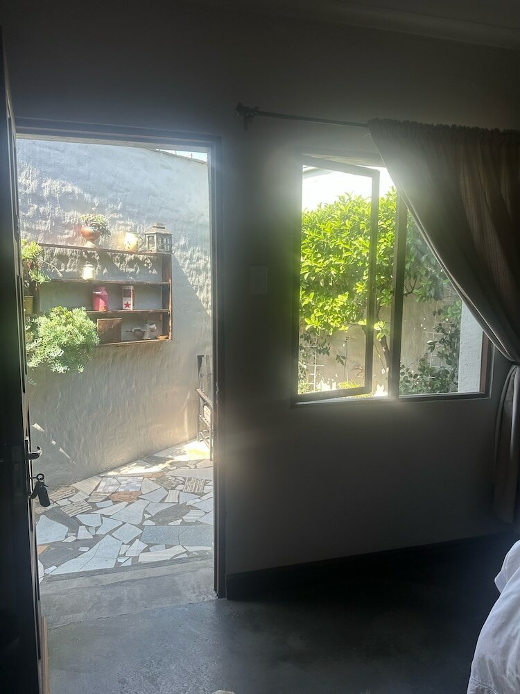 Фото Dara Guest House