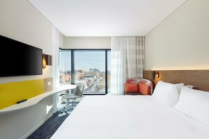 Гостиница Holiday Inn Express Adelaide City Centre