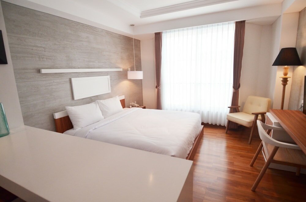 Фото Yan's House Hotel