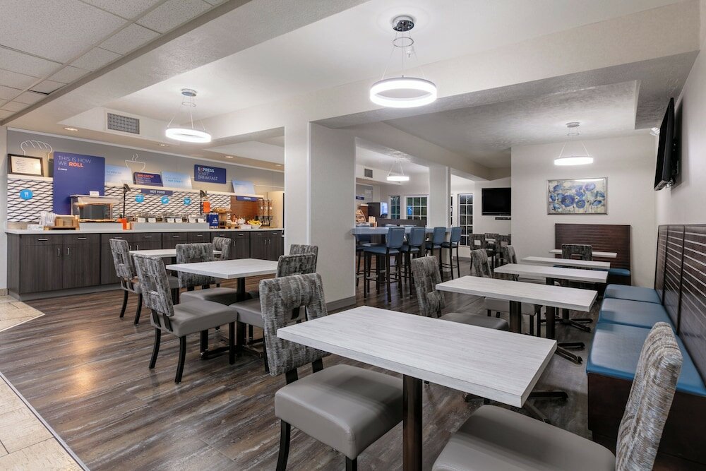 Фото Holiday Inn Express Spokane-Valley, an Ihg Hotel