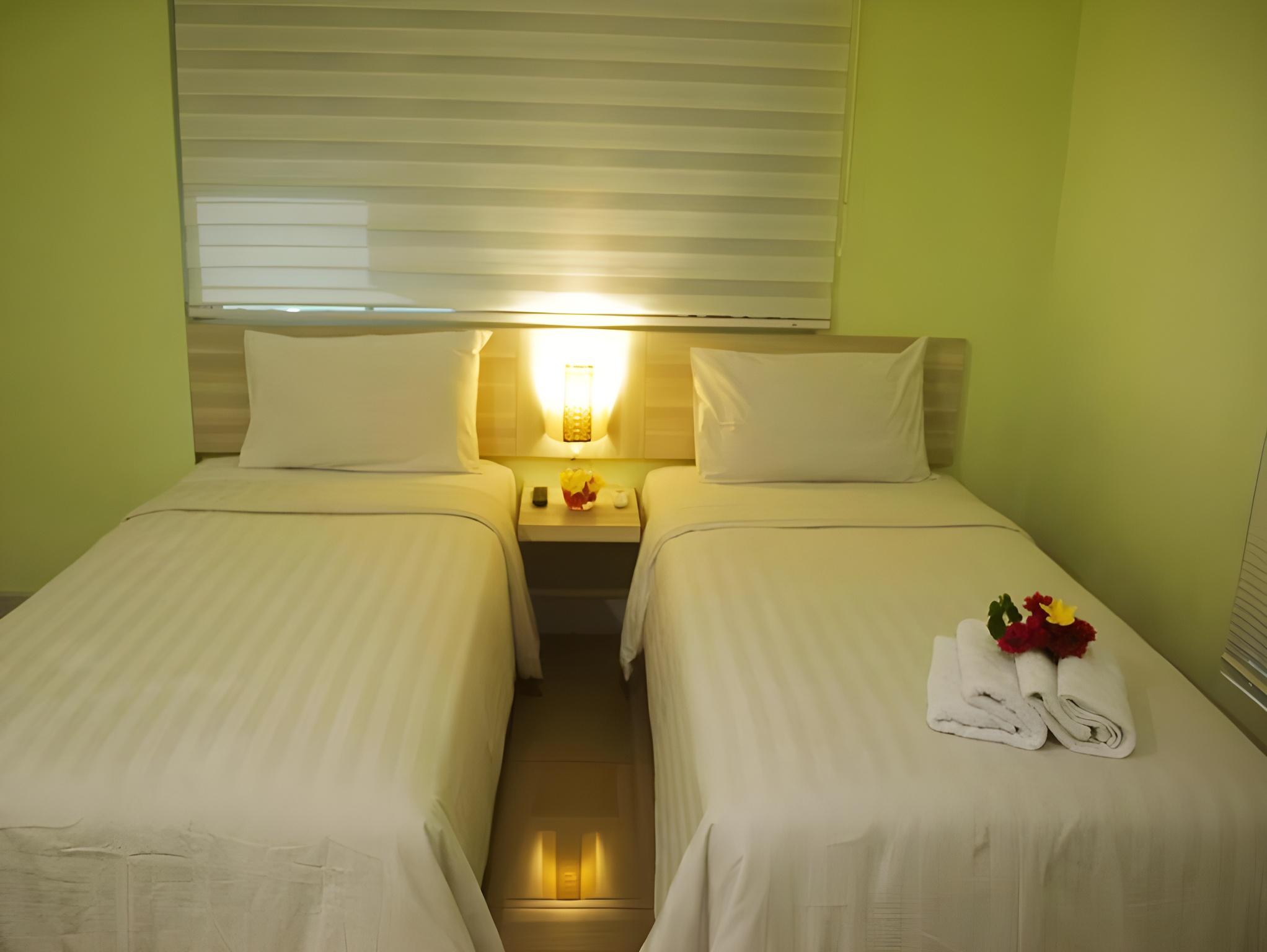 Фото Sky Hotel Jogja