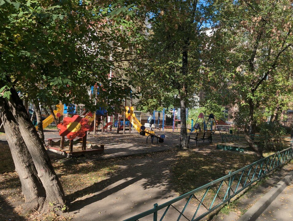Playground Playground, Lubercy, photo