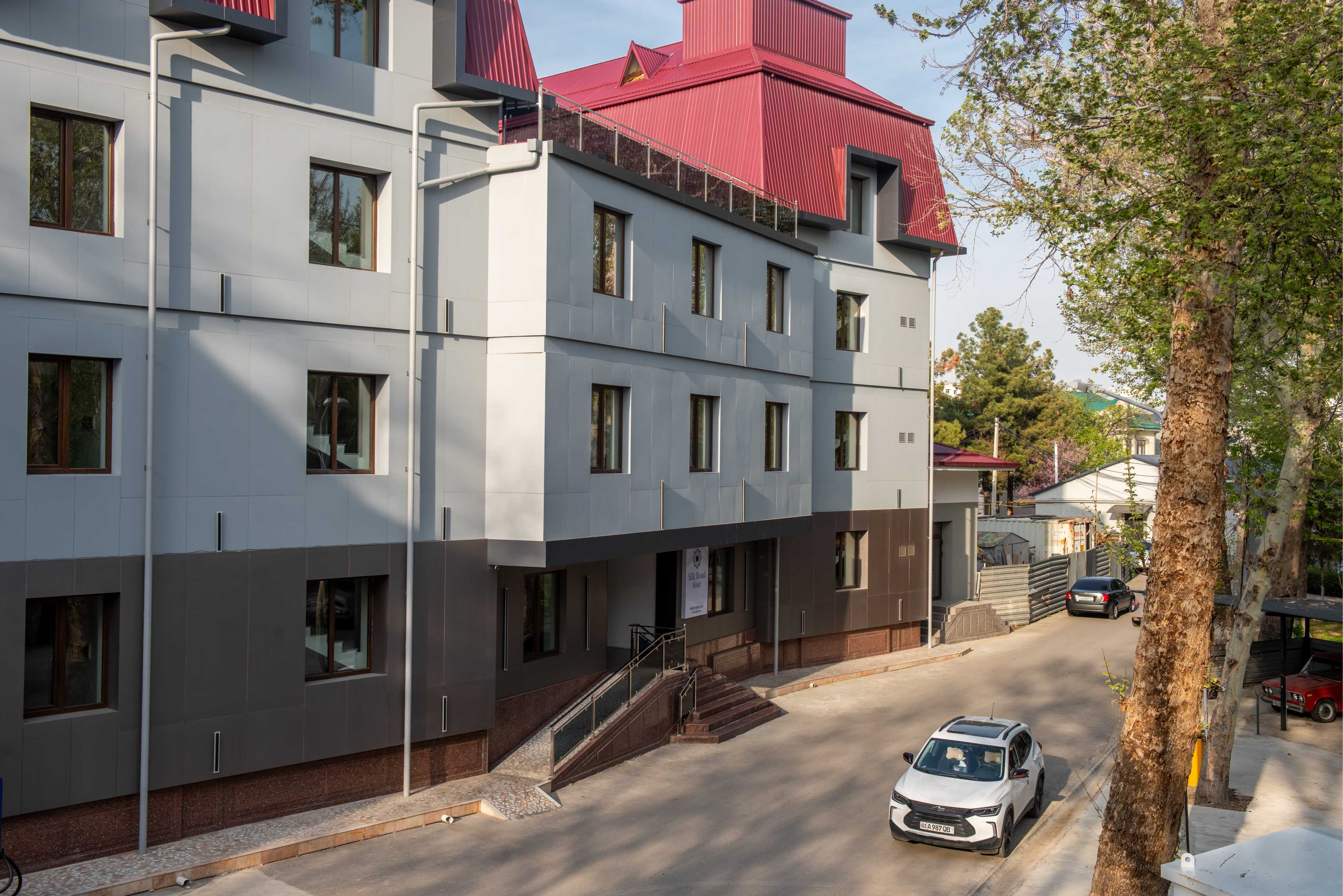 Фото отеля 2