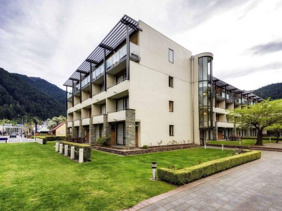 Фото Novotel Queenstown Lakeside