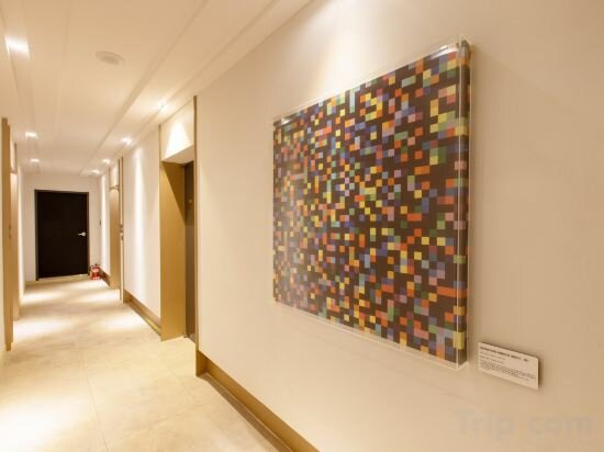 Фото Hound Hotel Seomyeon - Bumcheon