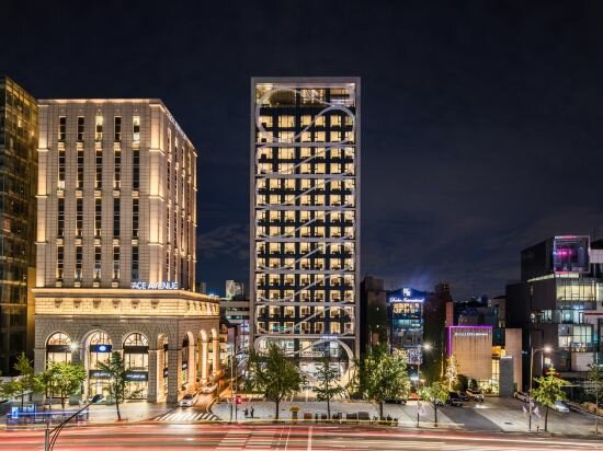 Фото отеля 1