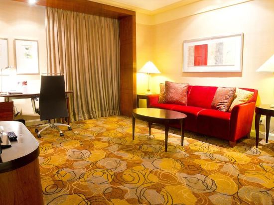 Фото New Coast Hotel Manila