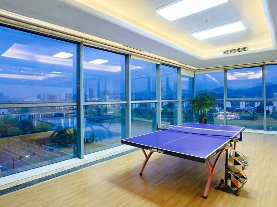 Фото Yiwu ShangCheng Hotel