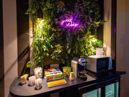 Фото Hotel La Parizienne