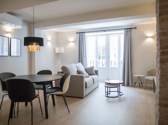 Фото Líbere Valencia Abastos Serviced Apartments