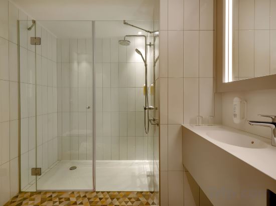 Фото H+ Hotel Wien