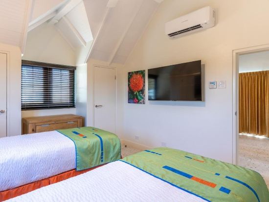 Фото Amsterdam Manor Beach Resort