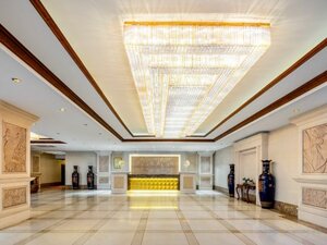 Гостиница Harbin Junlang Central Grand Hotel