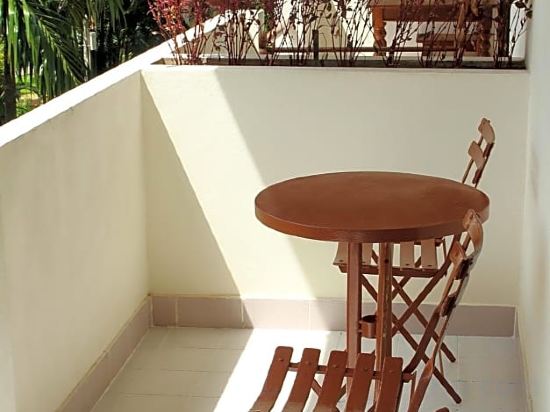 Фото Patong Palace Hotel