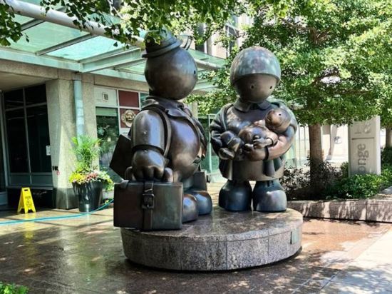 Фото Апарт-отель Globalstay Yonge St Condos