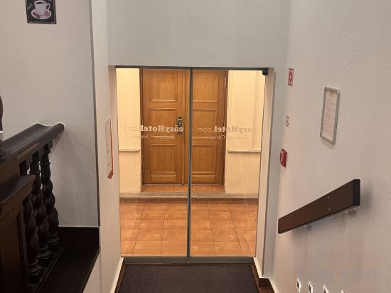 Фото EasyHotel Budapest Oktogon