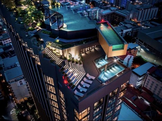 Фото Edge Central Pattaya By YoYo