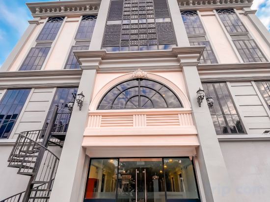 Фото Huern Kan Thong Hotel